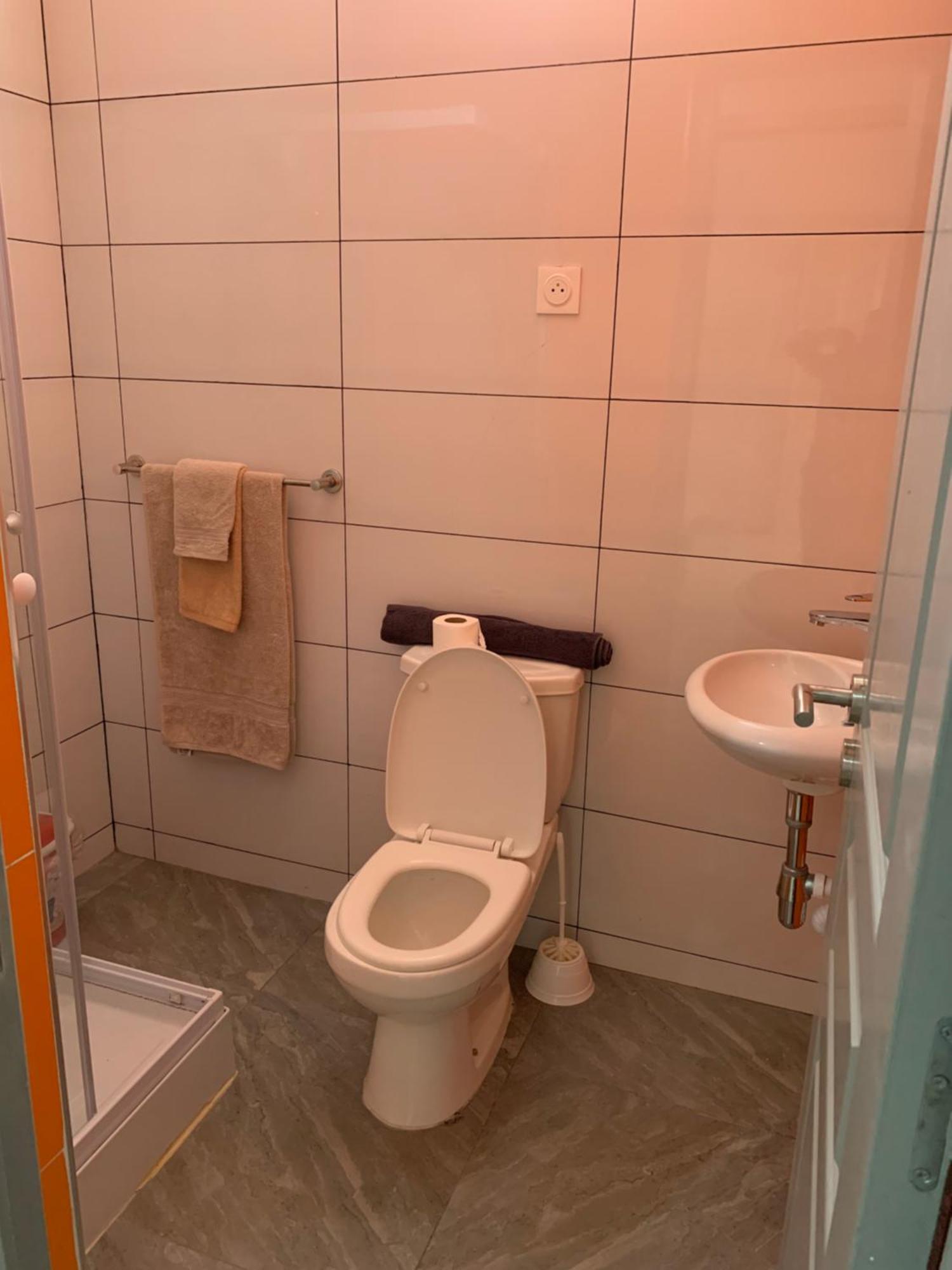 J Martins Apart Hotel Tarrafal  Buitenkant foto