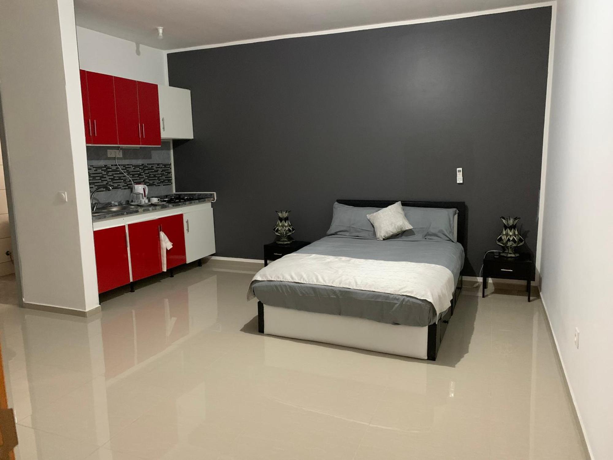 J Martins Apart Hotel Tarrafal  Buitenkant foto
